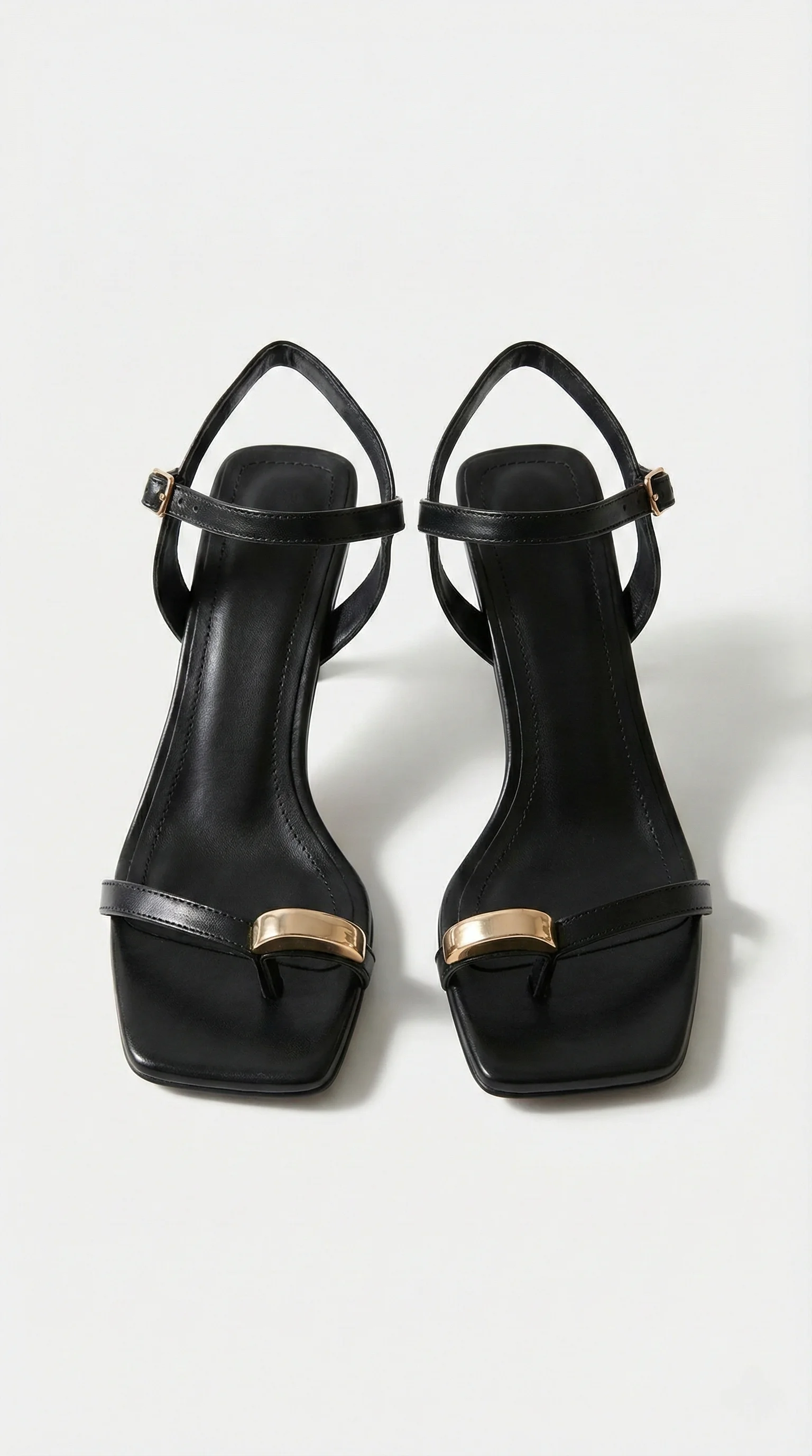 Mirala Gold Aksesuarlı Kadeh Topuklu Sandalet Serisi - SİYAH CİLT