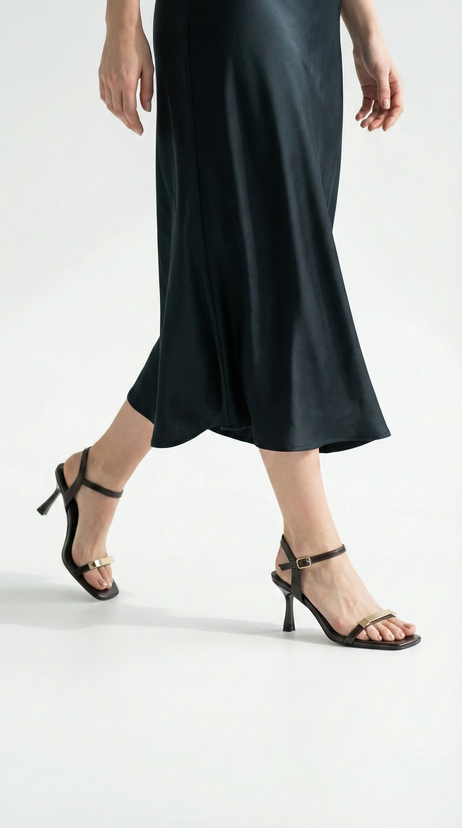 Freya Gold Metal Detaylı Kadeh Topuklu Ayakkabı - KAHVE KIRIŞIK