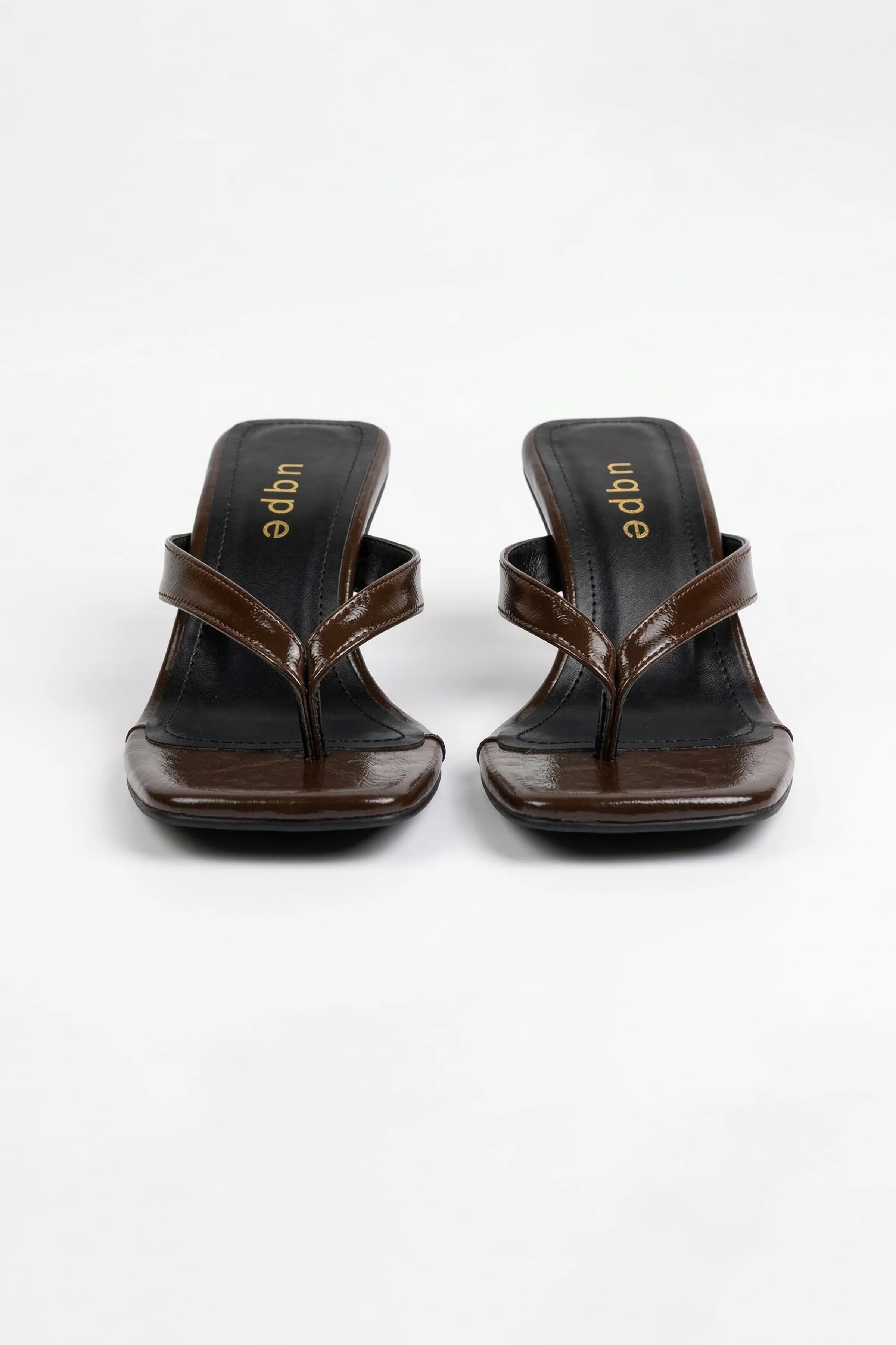 Zelda Geniş Bantlı Parmak Arası Kadeh Topuklu Kadın Terlik - KAHVE KIRIŞIK